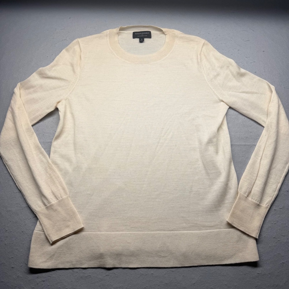 Banana Republic Sweater Womens M Ivory Merino Wool Crew Neck Long Sleeve Knit